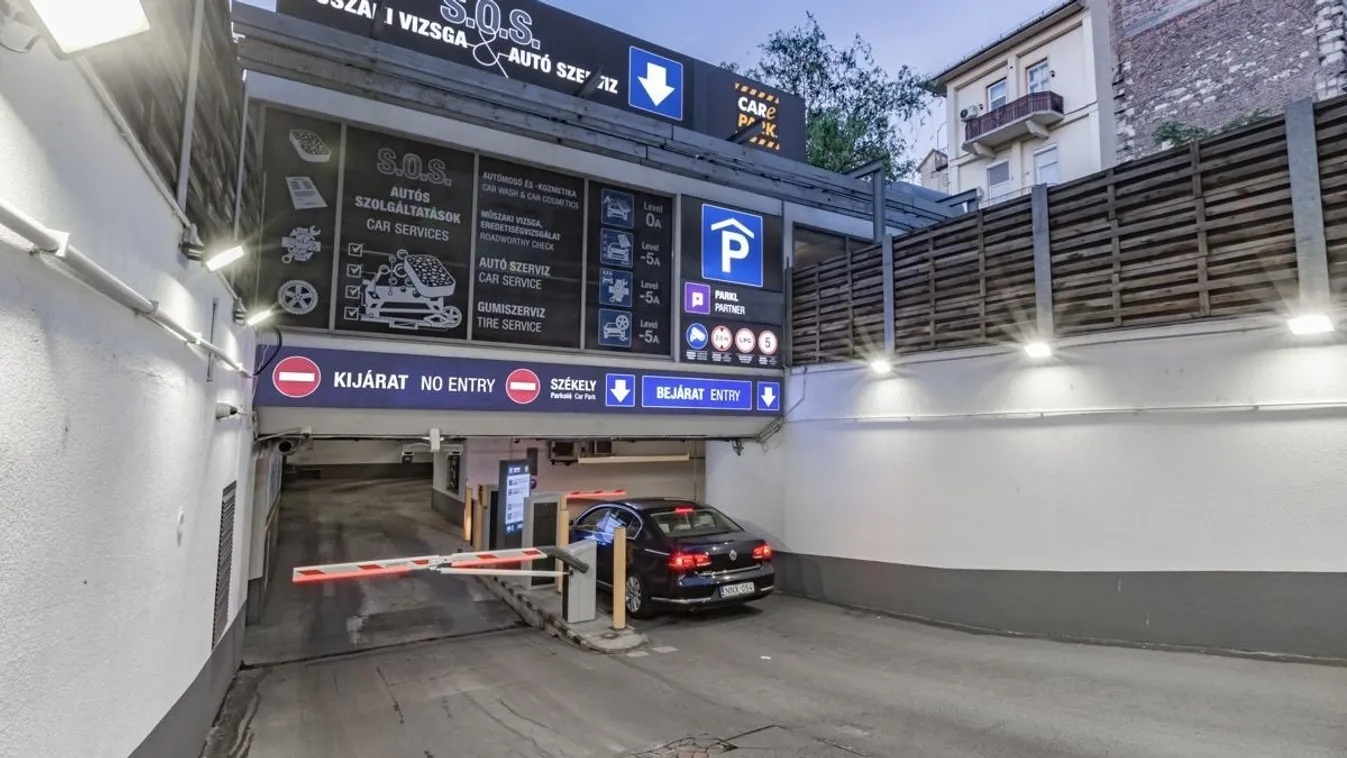 Újra meg újra átszabják a belvárosi parkolást
