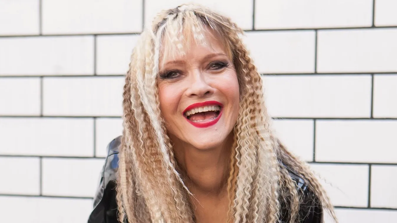 50 év után újra összeáll a legendás, magyar lánybanda