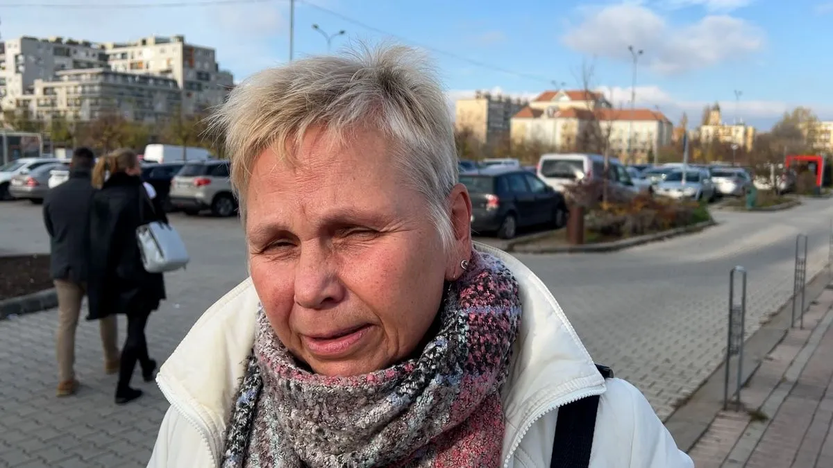 utca hangja, karácsony, Mikulás, Télapó, 