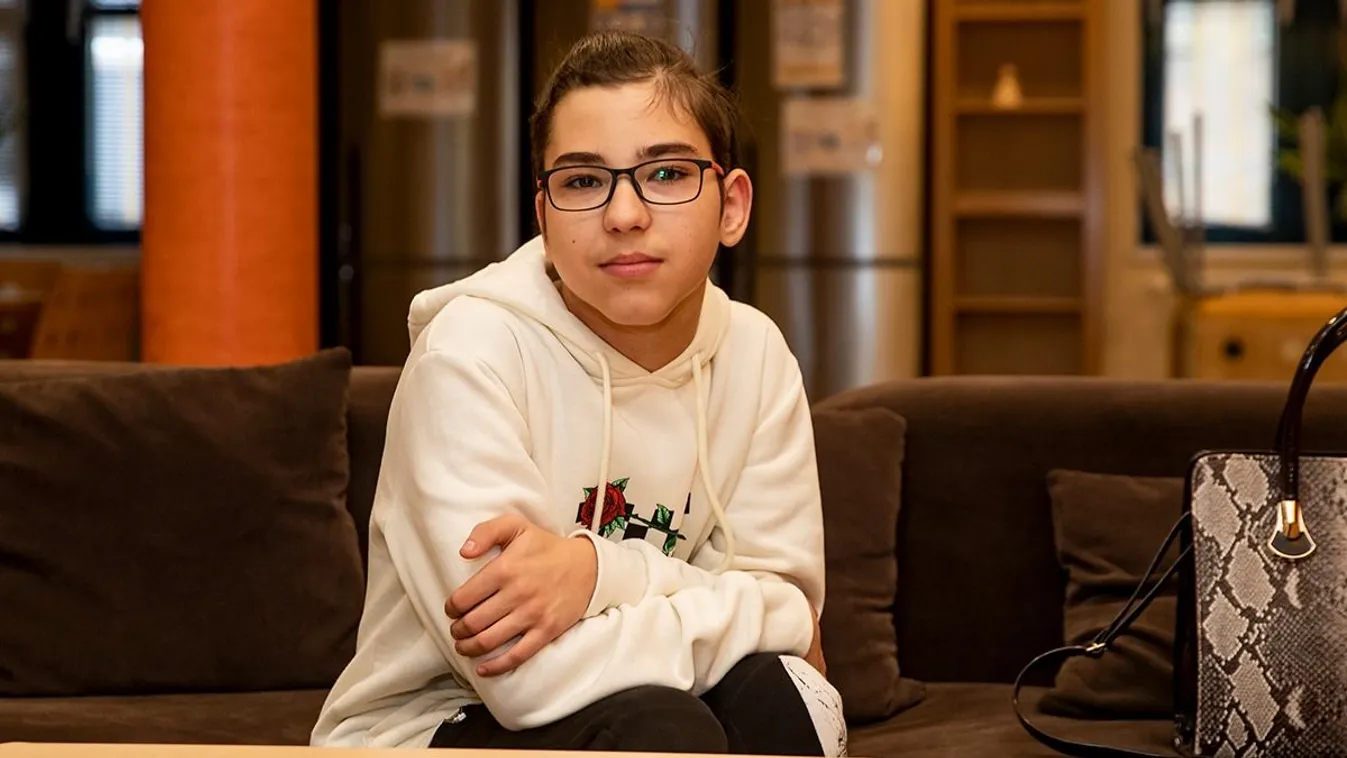 Óriási összeggel segít Zolikán a jótevője