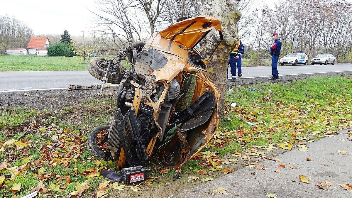 Borzalmas baleset Győr mellett: szörnyethalt a sofőr