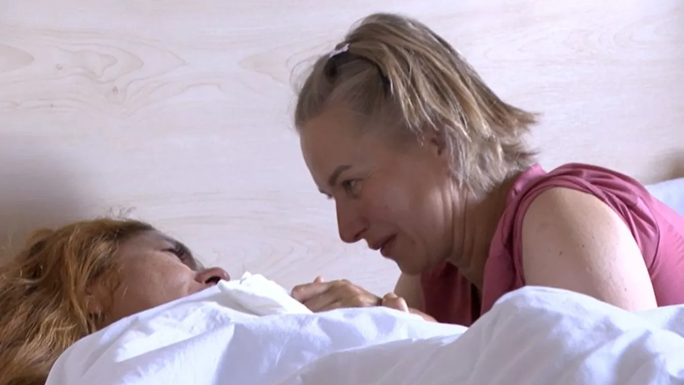 Mentő vitte el az Ázsia Expressz döntősét