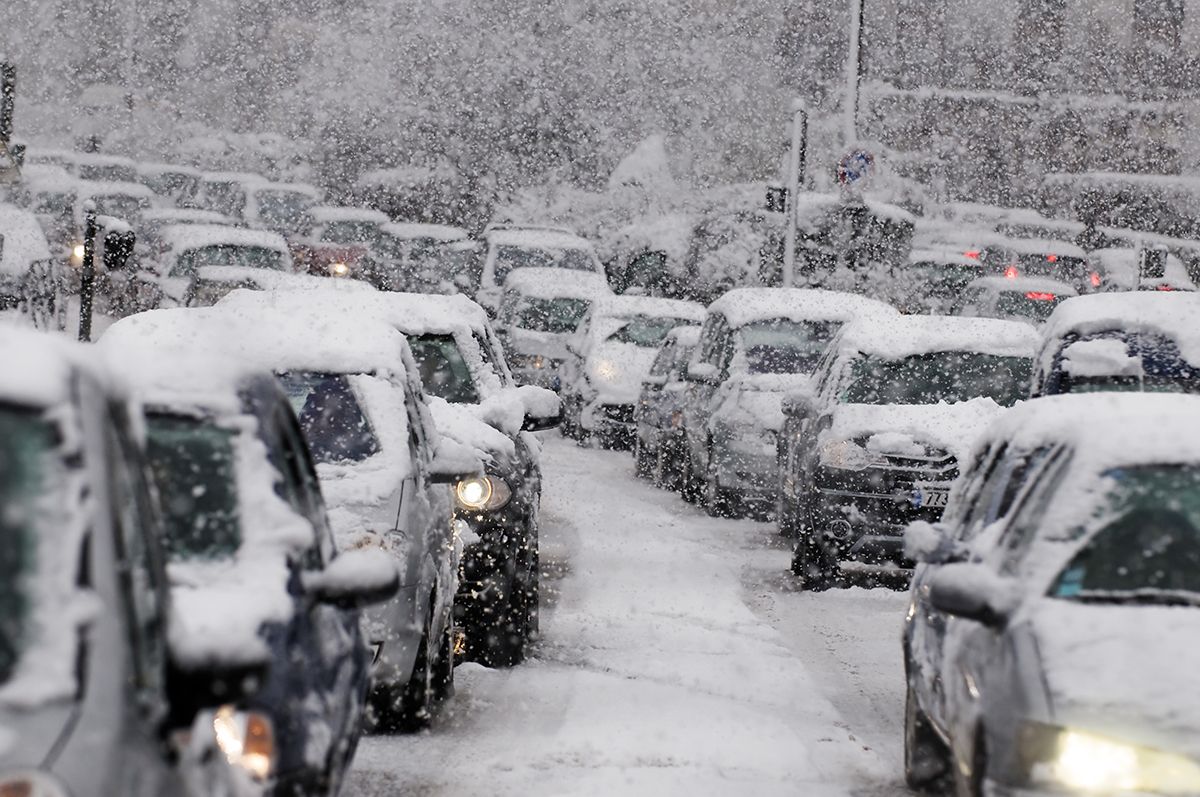 Traffic,Jam,Caused,By,Heavy,Snowfall