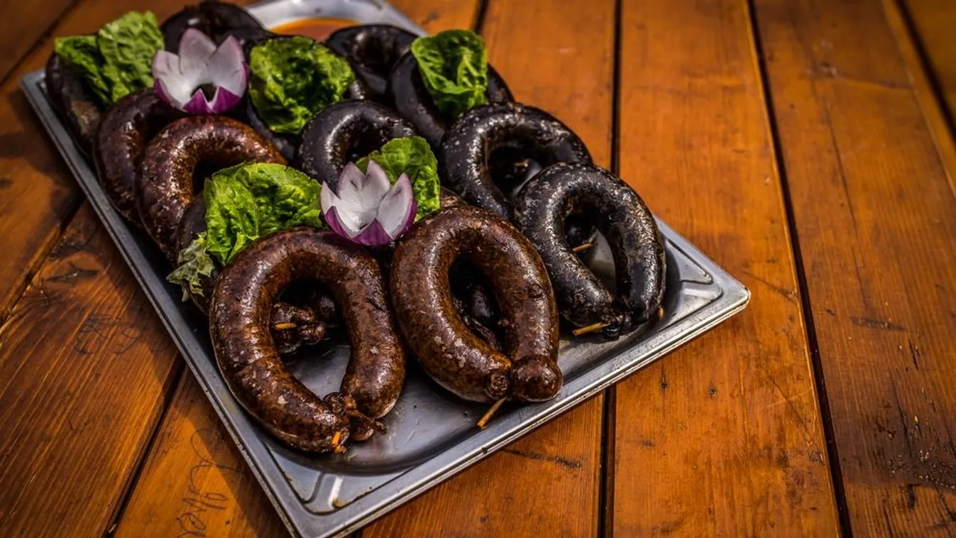 Így süsd a hurkát és a kolbászt, hogy ne durranjon ki!