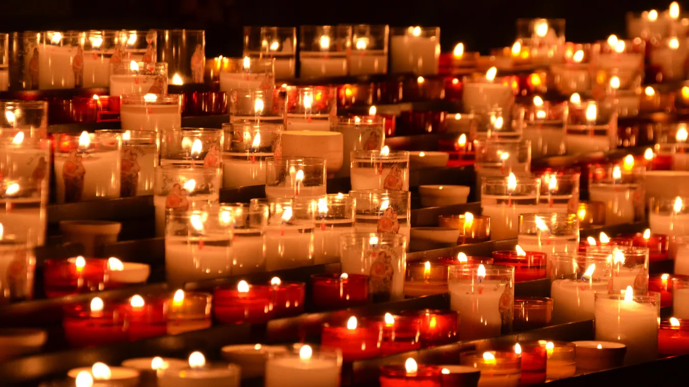 Kezében a karácsonyi ajándékokkal hunyt el a 22 éves lány