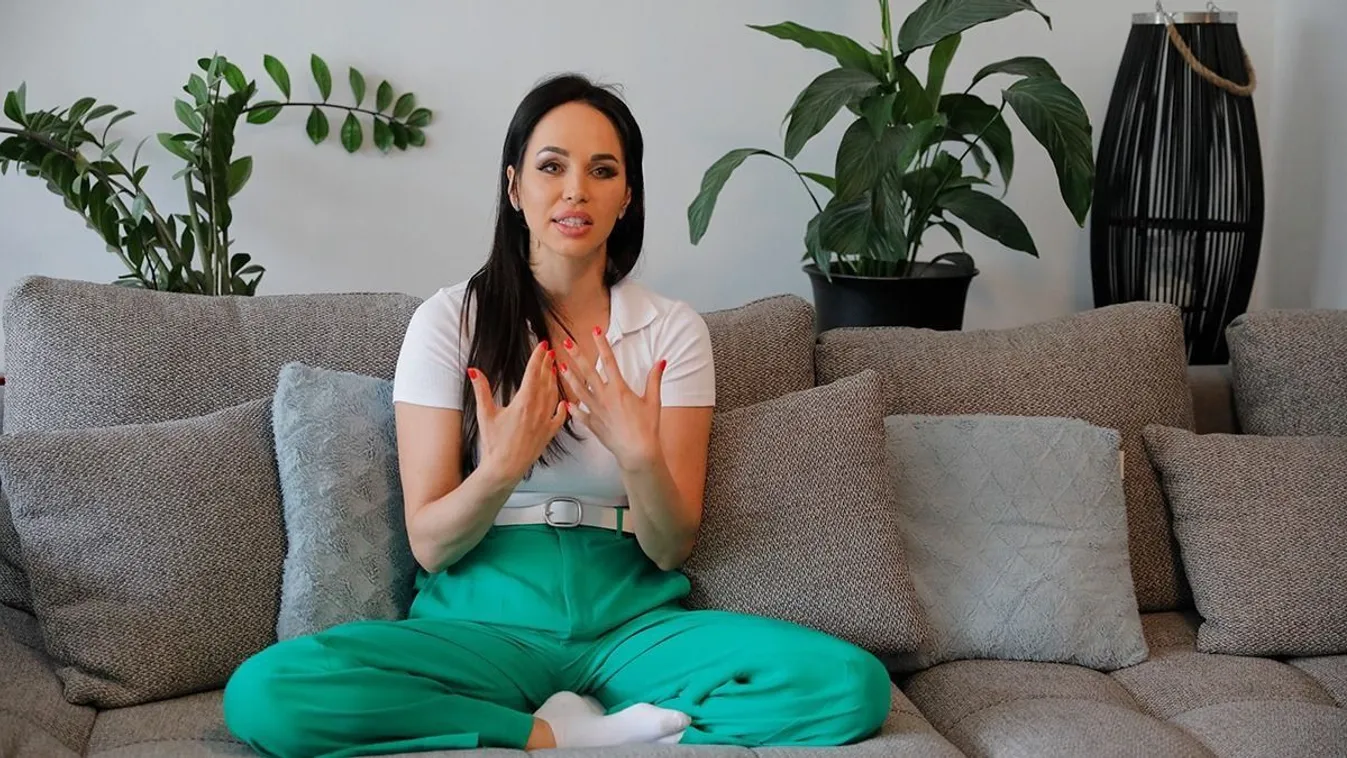 Pokollá változott Sáfrány Emese karácsonya