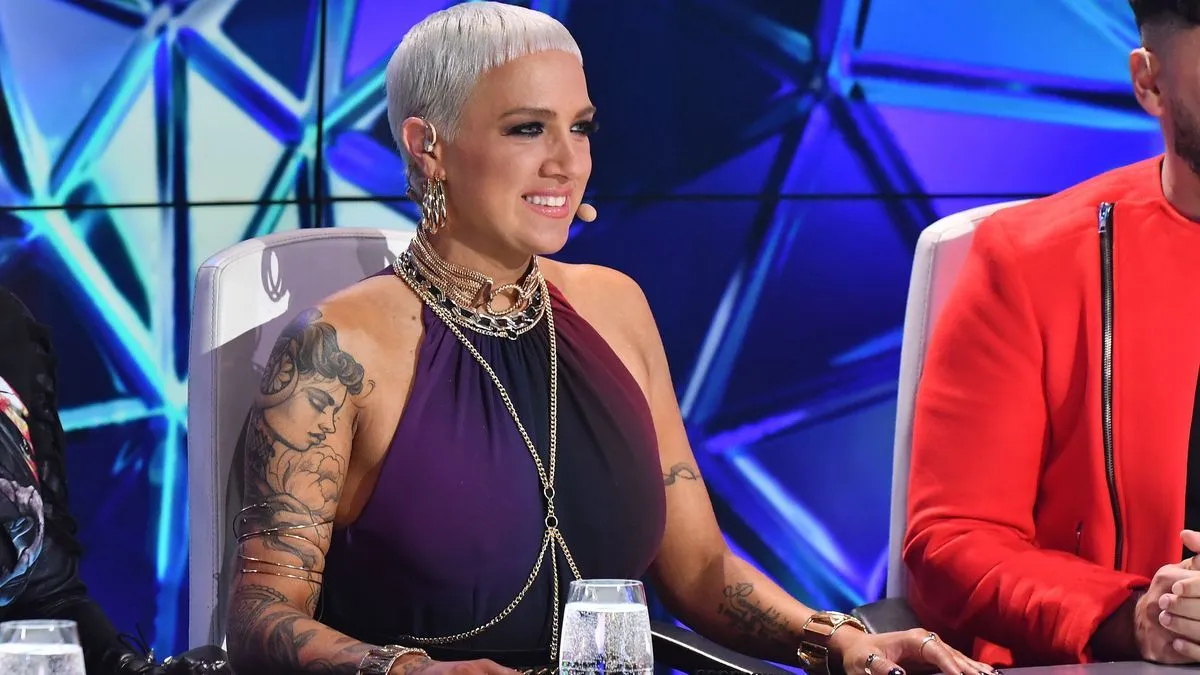 Tóth Gabi és Pápai Joci rendhagyó osztályfőnöki órát tartottak. 