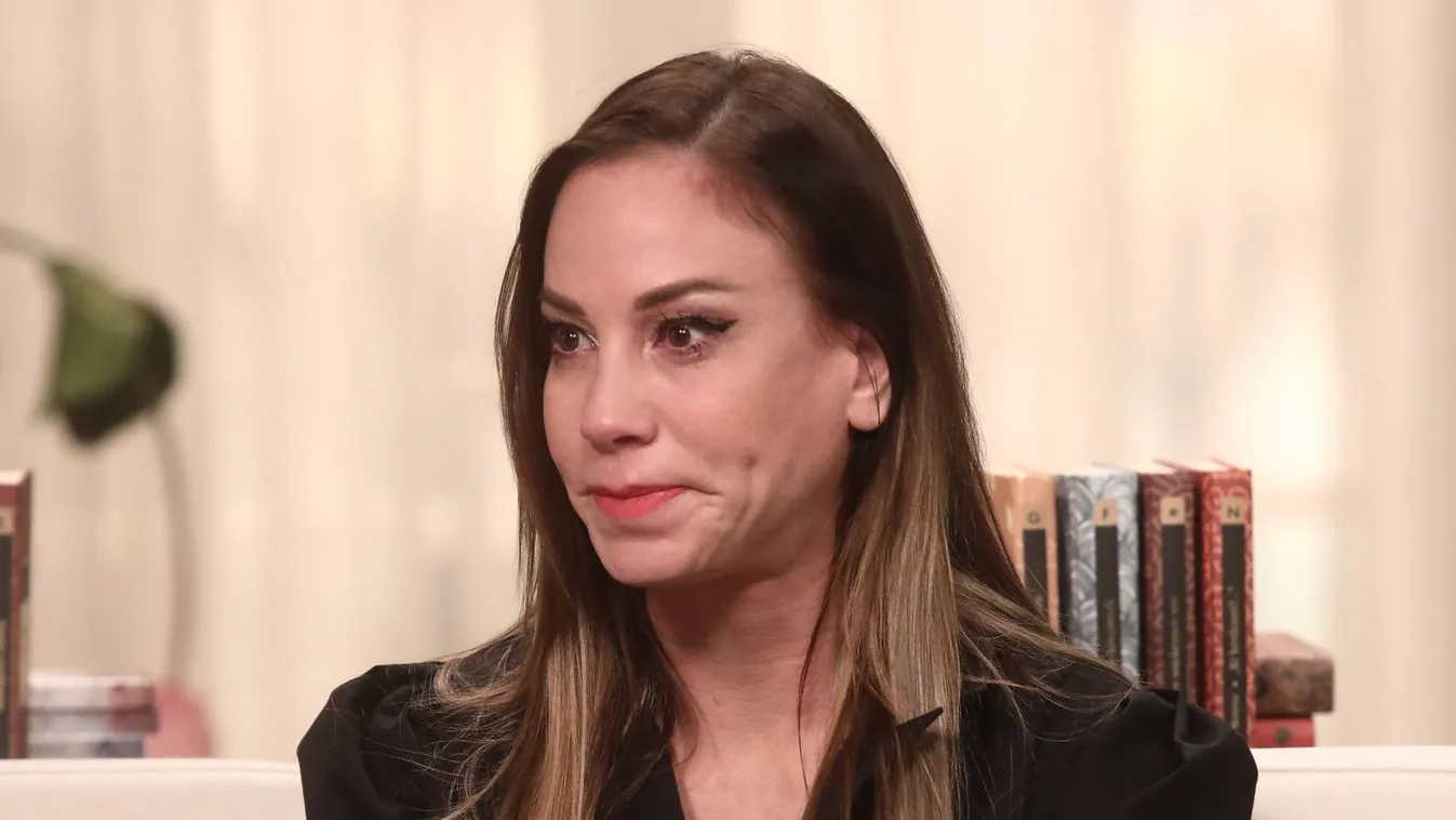 Vajna Timi összetört a gyásztól – Fotó