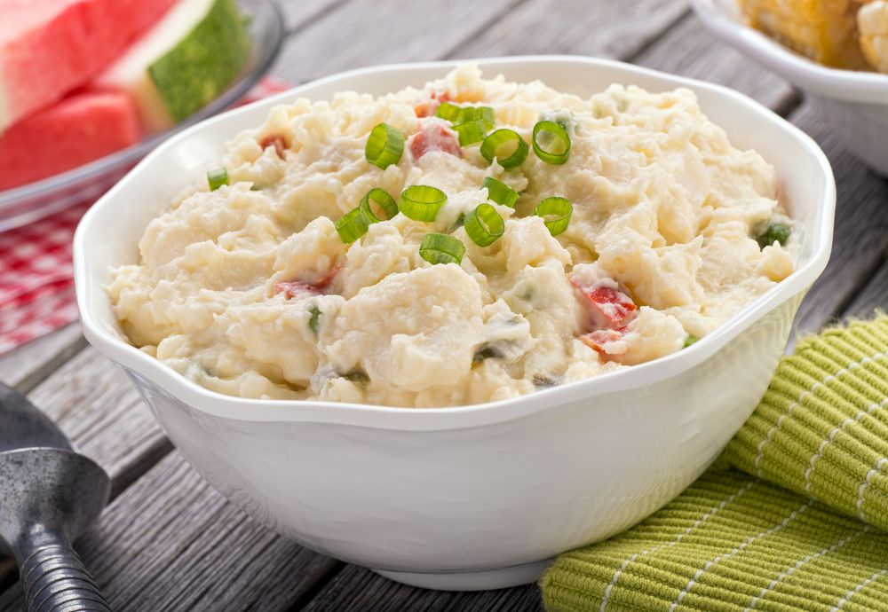 A,Delicious,Homemade,Creamy,Potato,Salad,On,A,Rustic,Picnic