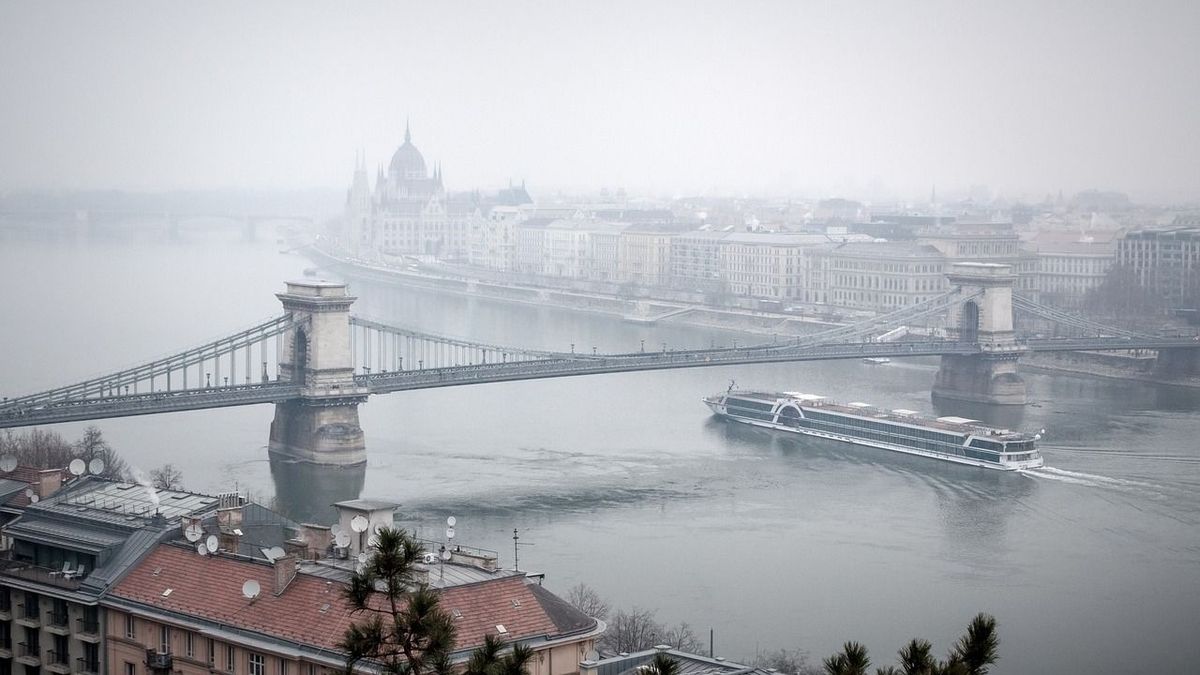 Lánchíd, Duna, Budapest, tél, időjárás, hideg, köd, 