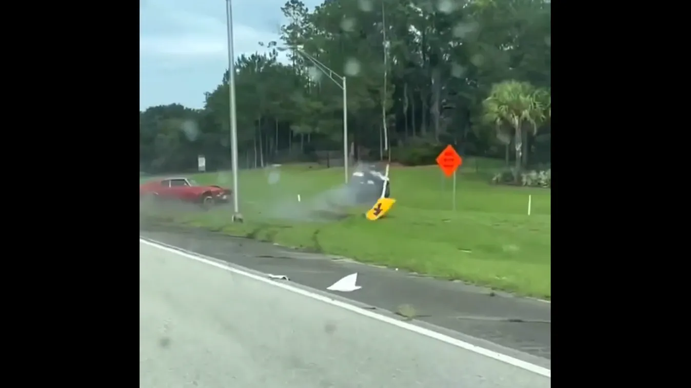 Meggondolatlan mutatványt hajtott végre a sofőr a pályán