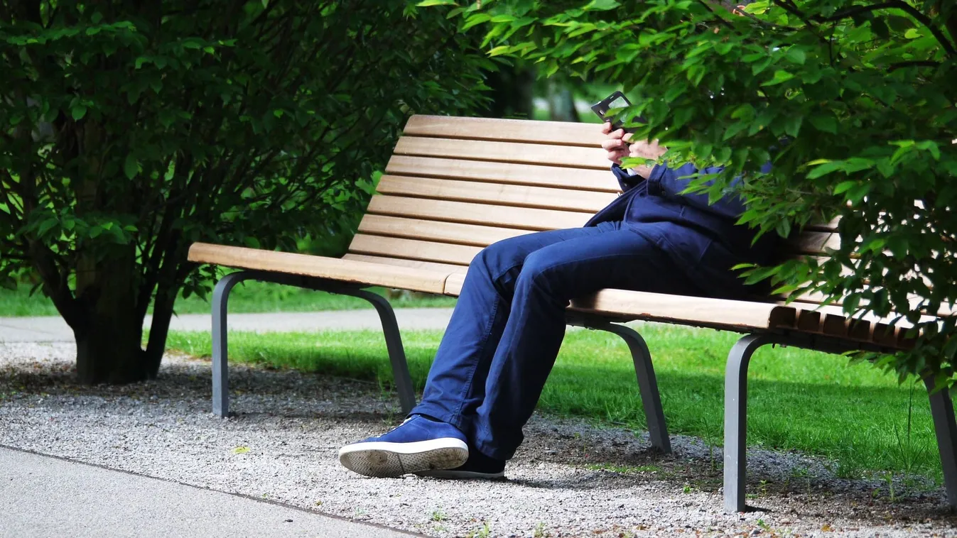 Az év trollja: Neten üzenget a másfél hónapja eltűnt fiú