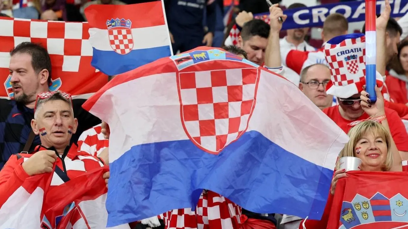 Botrány a stadionban, újságírók estek egymásnak - Videó