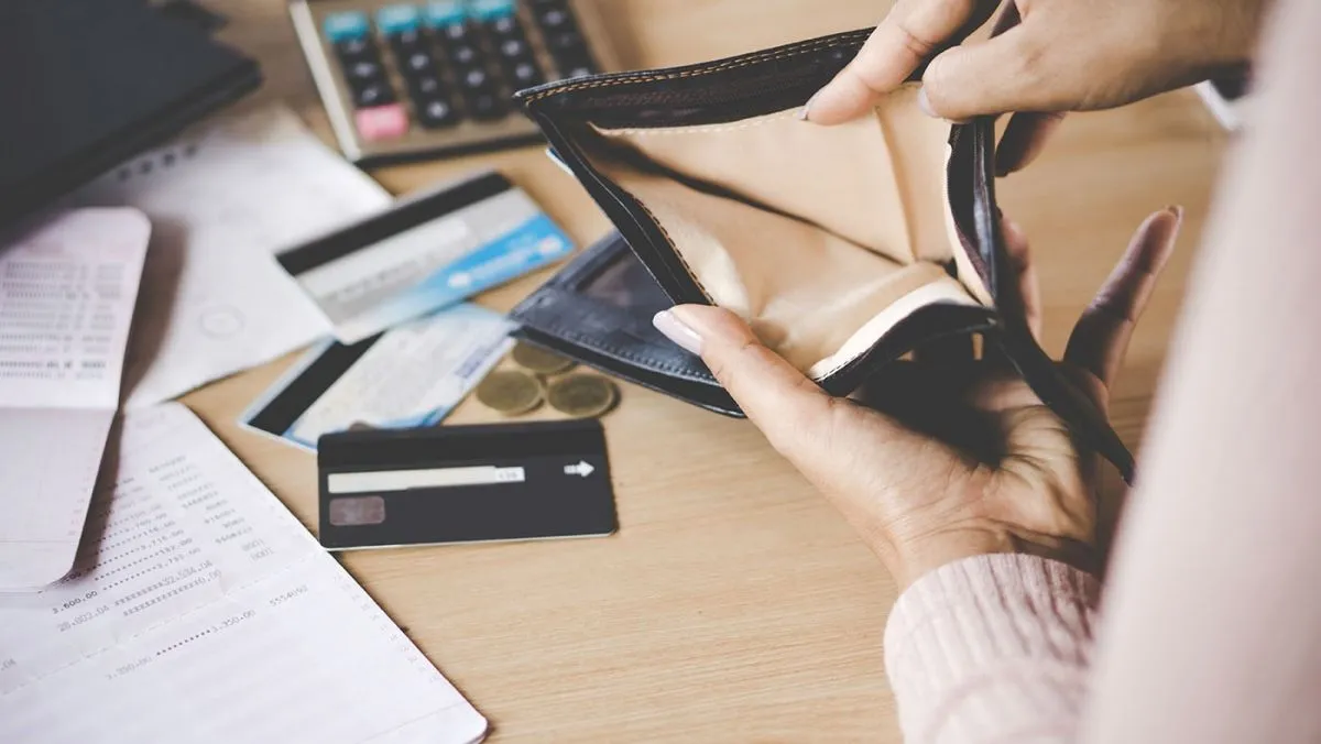 pénz,számológép, pénztárca, támogatás,kölcsön, hitel