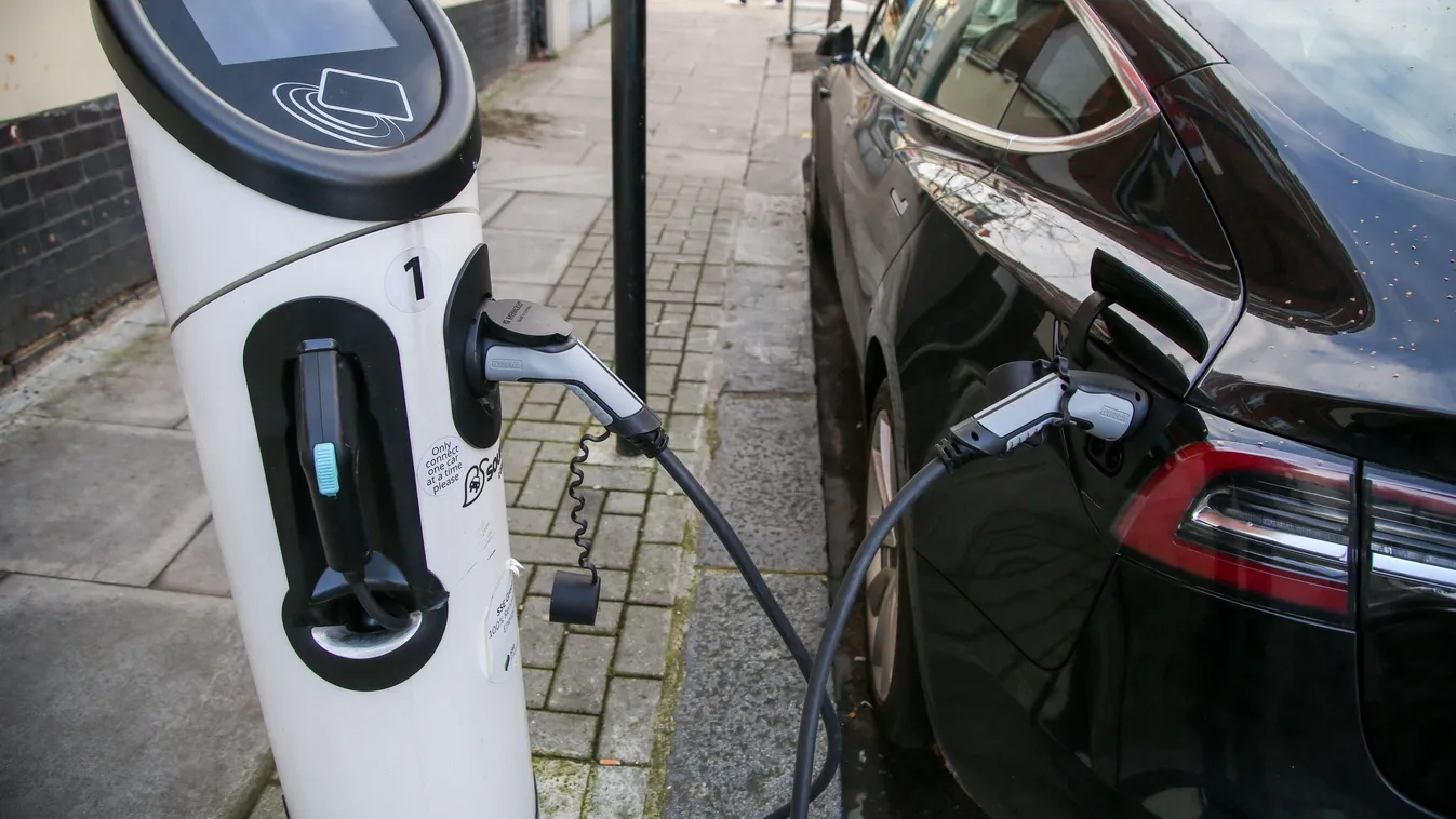 Svájcban betilthatják az elektromos autók használatát