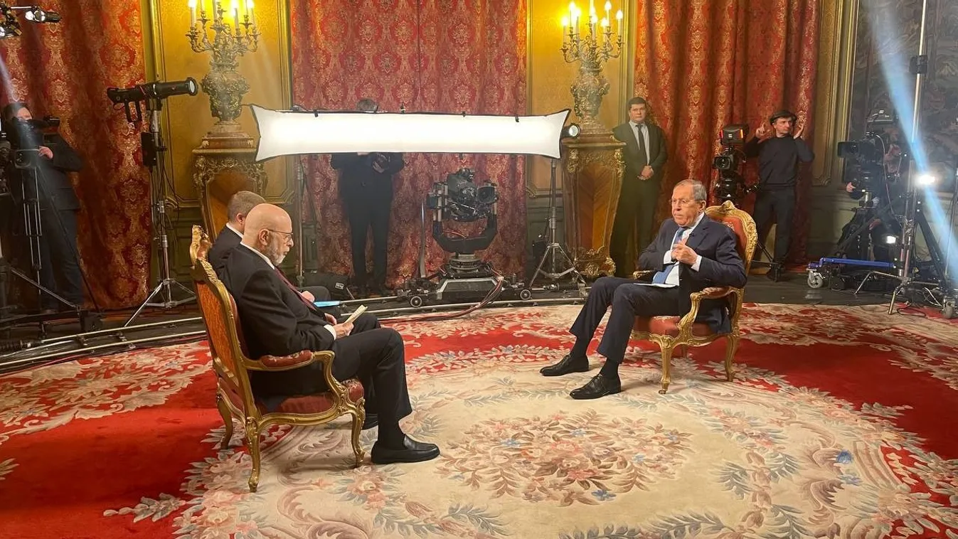 Szergej Lavrov: több száz amerikai katona van Ukrajnában