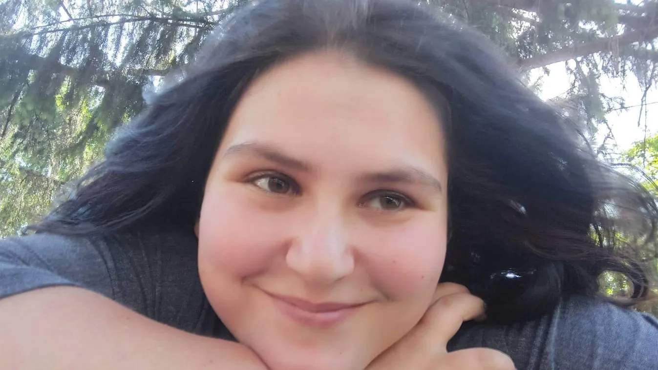 Jázmin csak képeslapot szeretne kapni karácsonyra