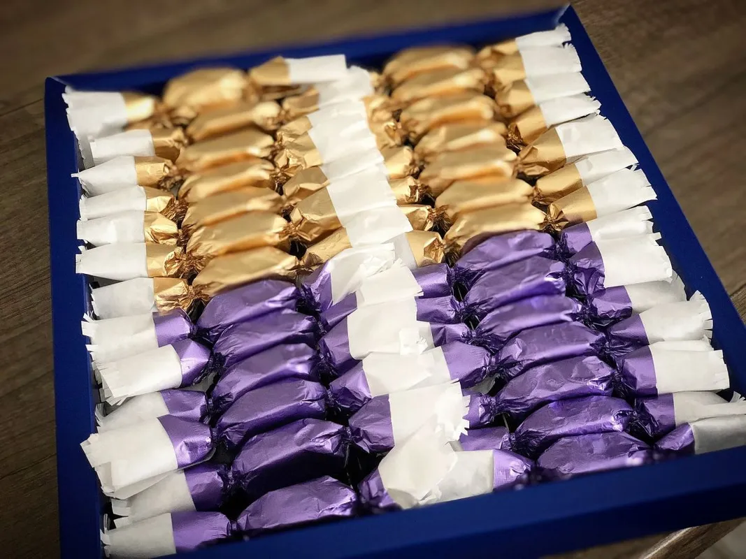 A szaloncukor házilag is könnyedén elkészíthető.