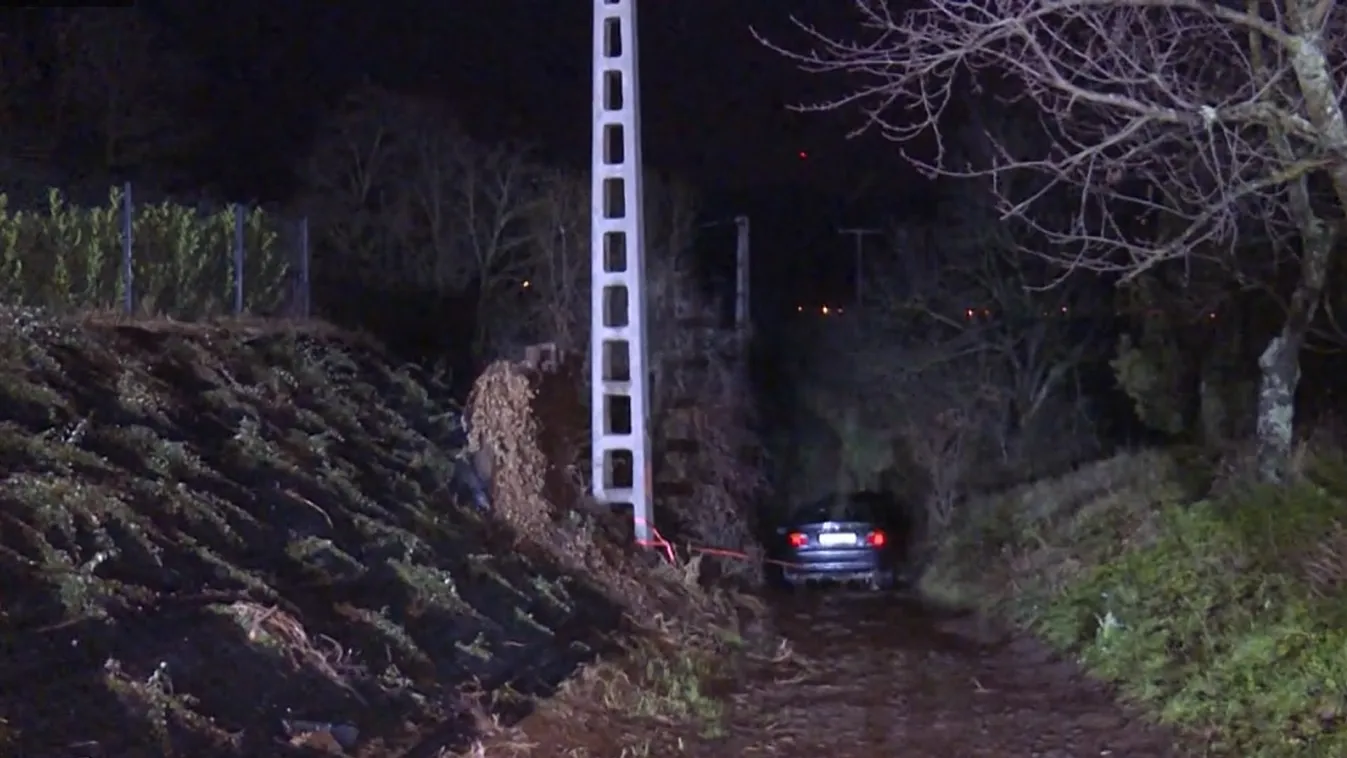 Rendőrök lepték el a gyöngyösi patakot