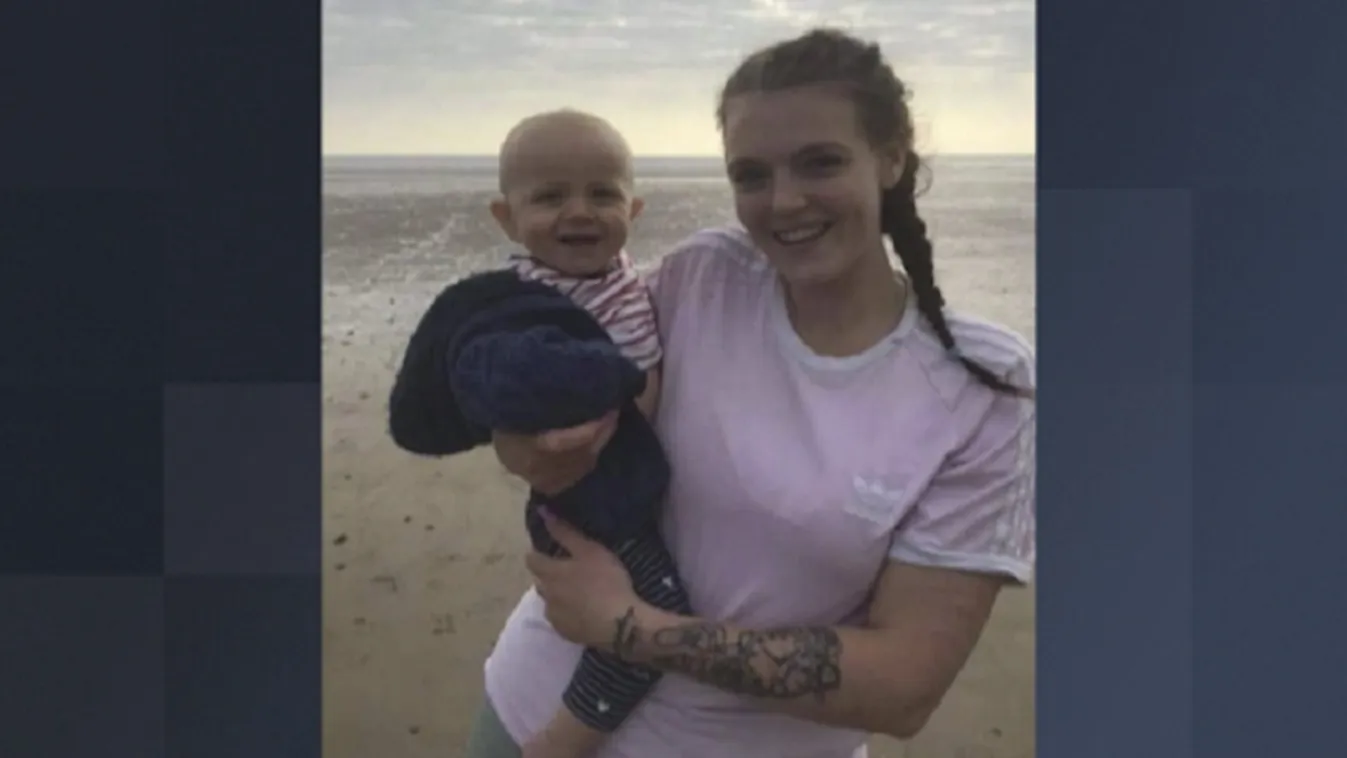 Egyedül halt meg az 1 éves fiú karácsonykor a lakásukban