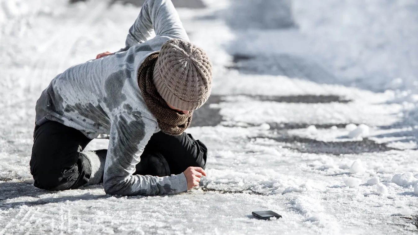 Így kaphatsz kártérítést, ha elcsúszol a jégen