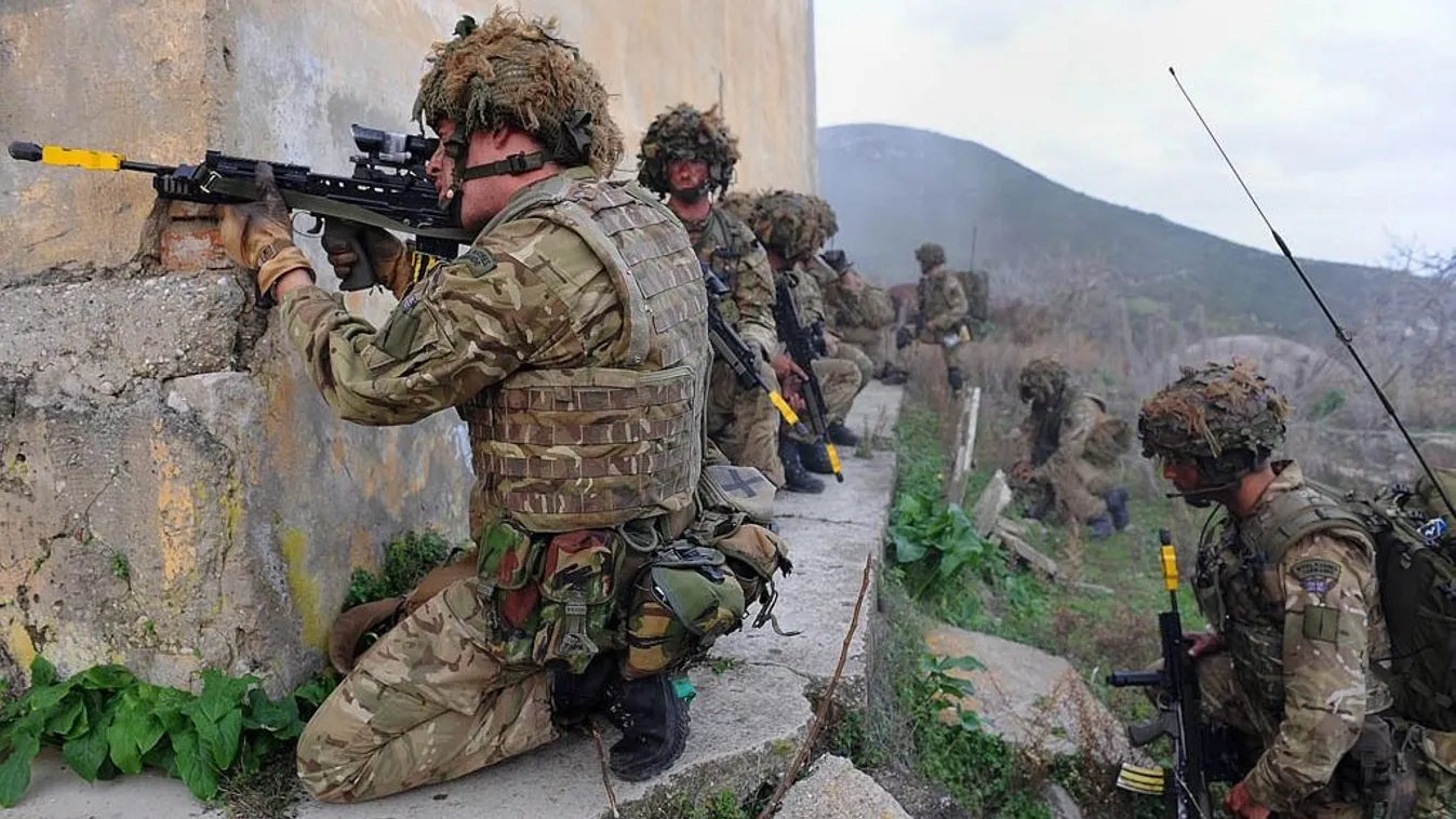 Nagy Britannia elismerte: katonákat vezényeltek Ukrajnába