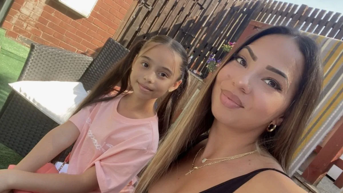 Váradi Karina édesanyja mesélt a Ripostnak a Wednesday-es forgatásról.