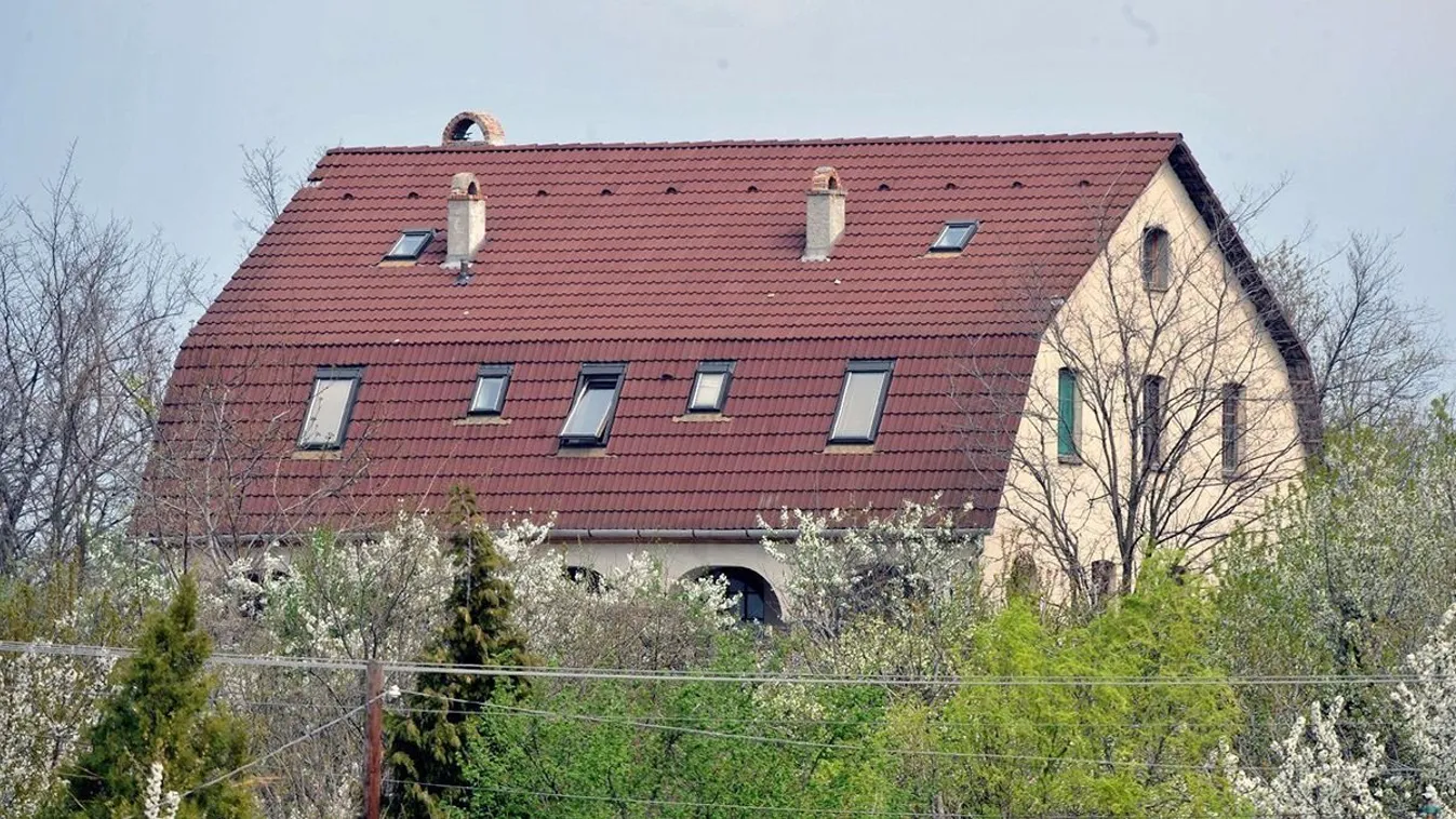 Már nem áll üresen a kulcsi családírtás helyszíne