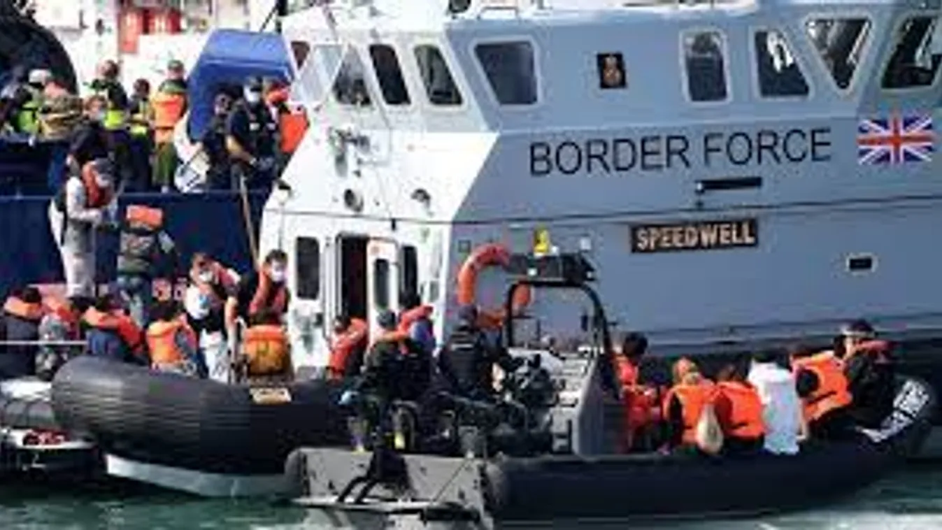 Az új brit miniszterelnök szigorúbb migrációs politikát ígér