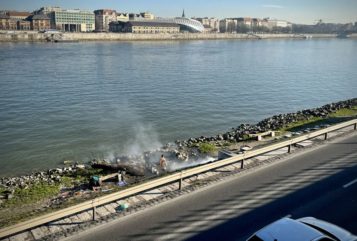 tilos fürdőzni a Dunában a fővárosban