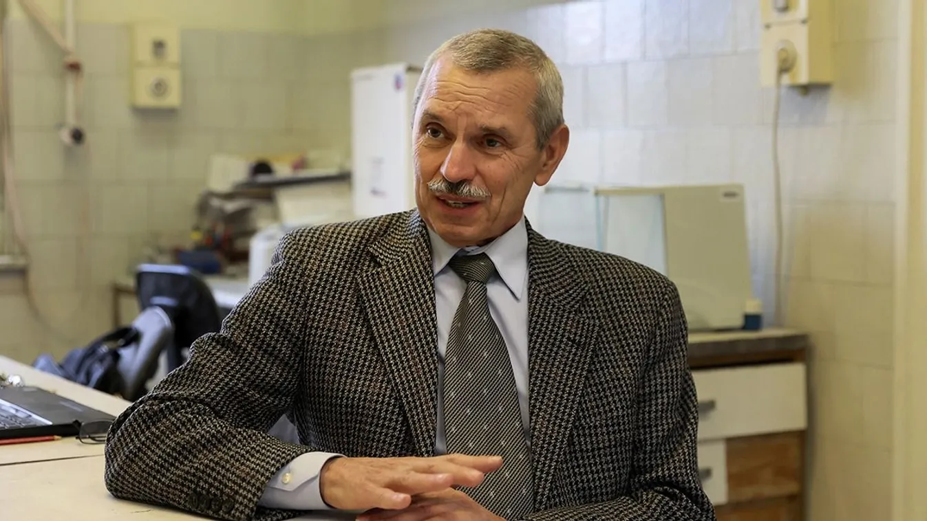 Egyszerre jön az influenza és a covid - megszólal Rusvai