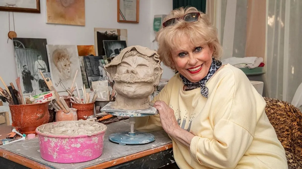 Esztergályos Cecília