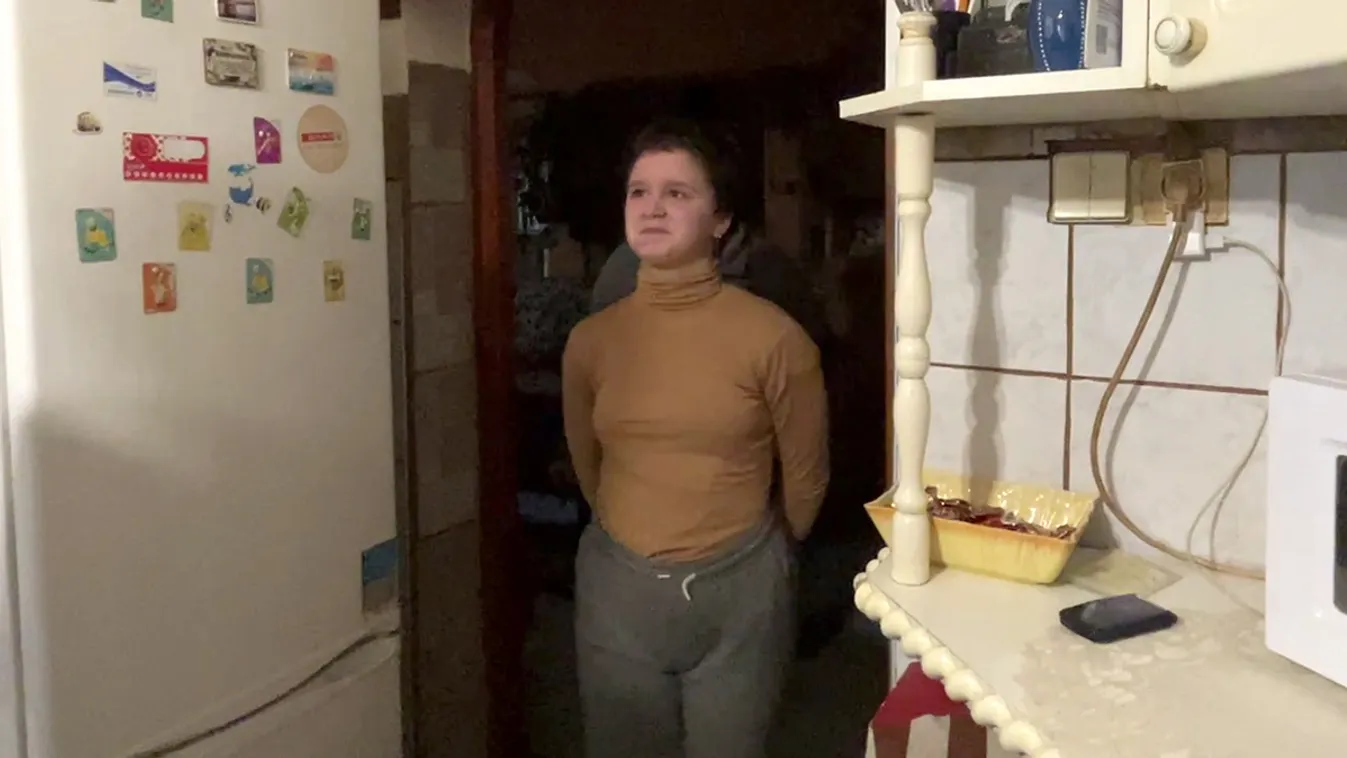 Teljesen megváltozik a 11 éves gyürei kislány élete