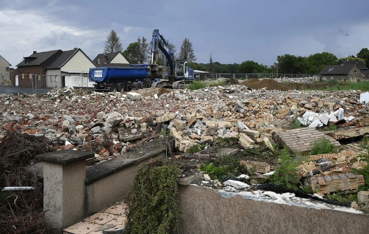 Manheimben már évek óta tarolnak a kotrógépek