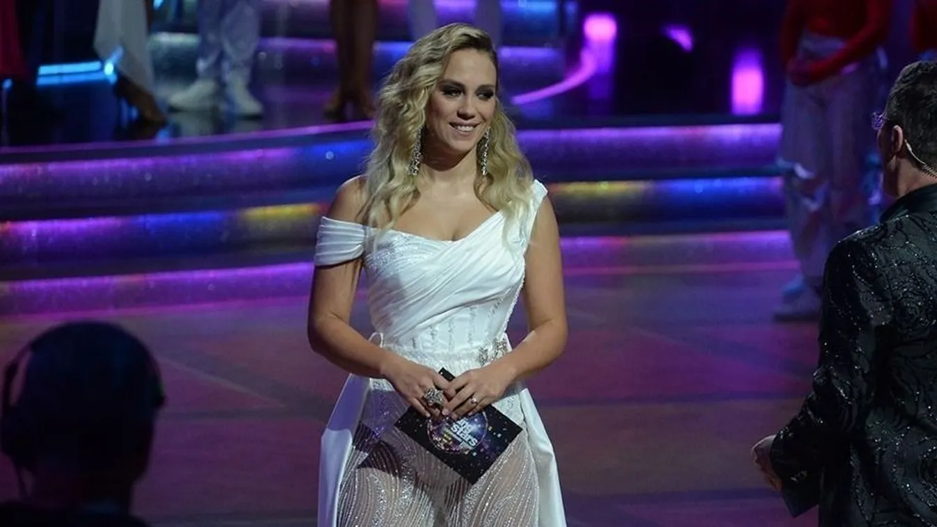 Lékai-Kiss Ramóna szerelmes fotóval üzent