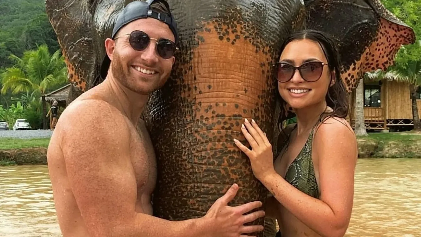 Nyaralás közben harapta meg egy kígyó a YouTubert