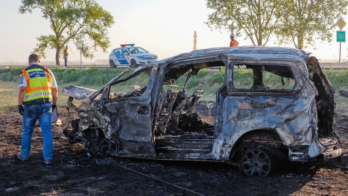 Ez a jövő? Lassan megszokjuk a rendőrök elől padlógázzal menekülő embercsempészeket