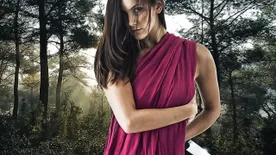 Tagadja a gyilkosságot a nő, aki 30-szor mártotta a kést az édesanyjába