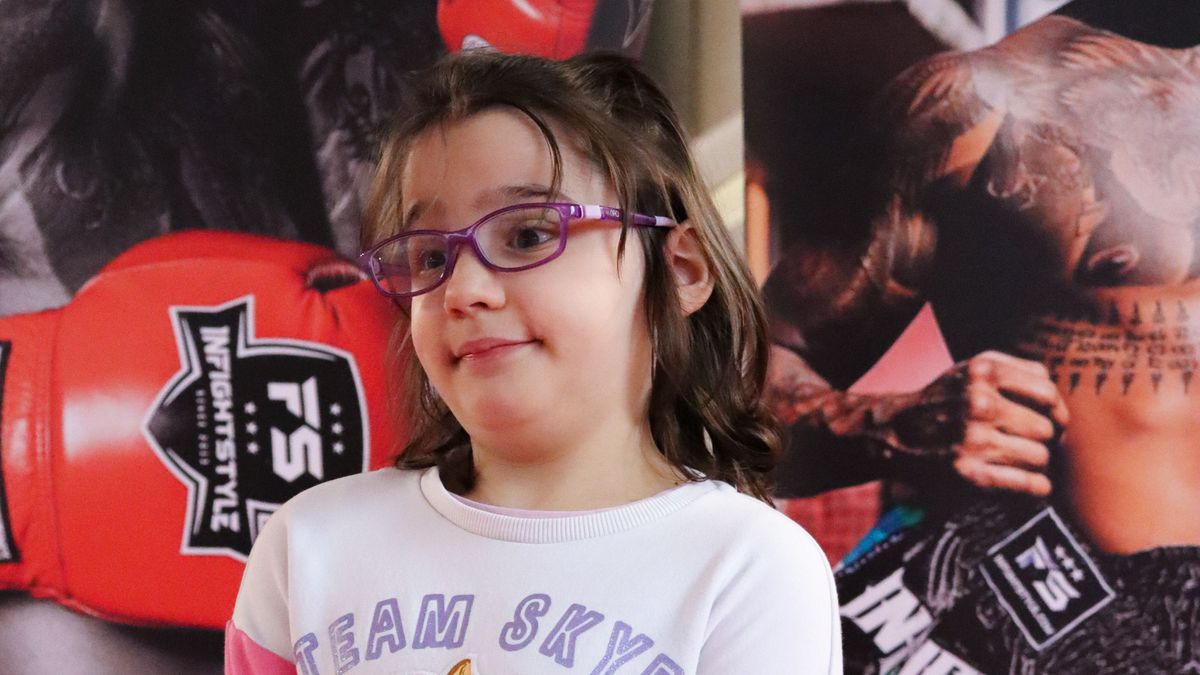 Összefogtak a magyar sportoló beteg húgáért, a 7 éves Hannáért