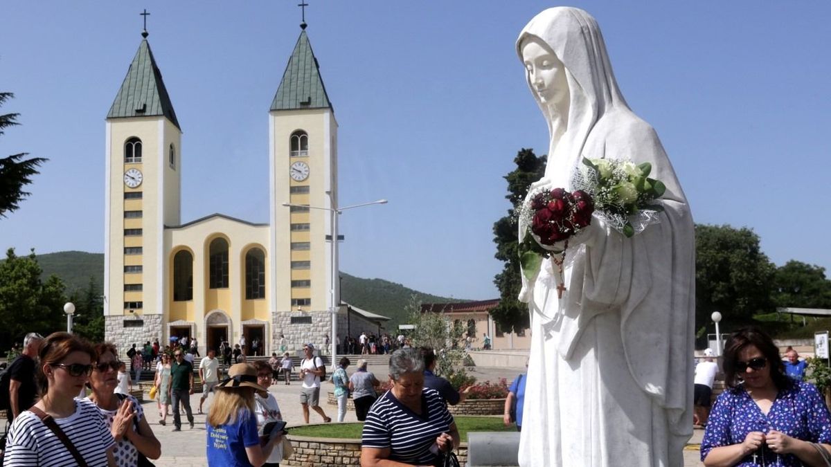 Magyar csoda Medjugorjéban: megjelent a Szűzanya négy magyar fiatalnak - videó