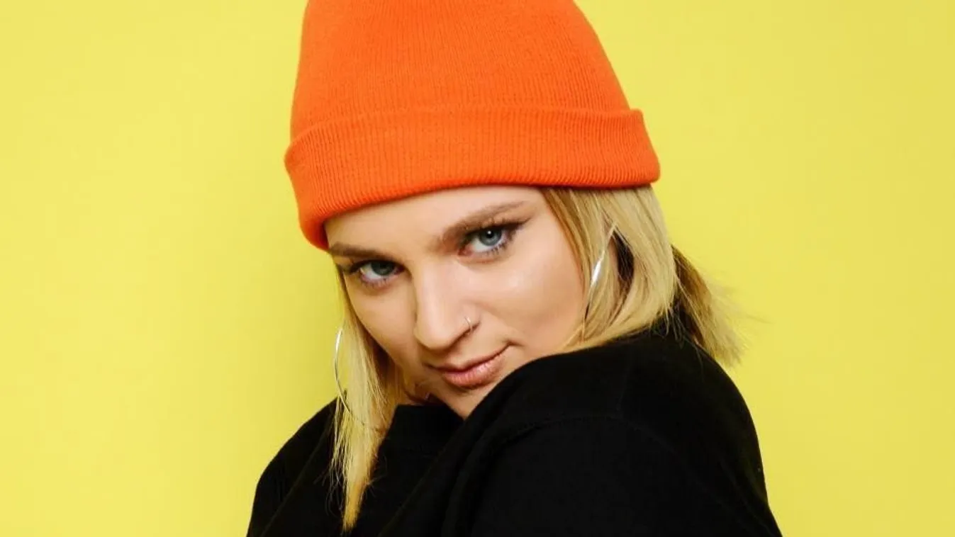 Veszélyes helyzetbe keveredett Mexikóban a magyar énekesnő