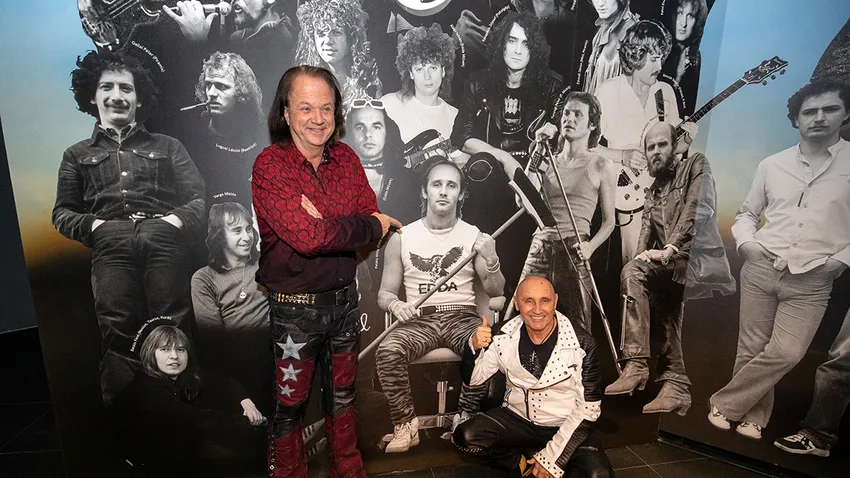 Megnyílt az első poptörténeti kiállítás