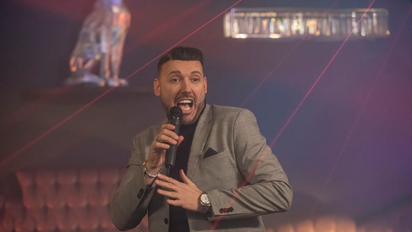 Betelt a pohár: Jolly perelni készül