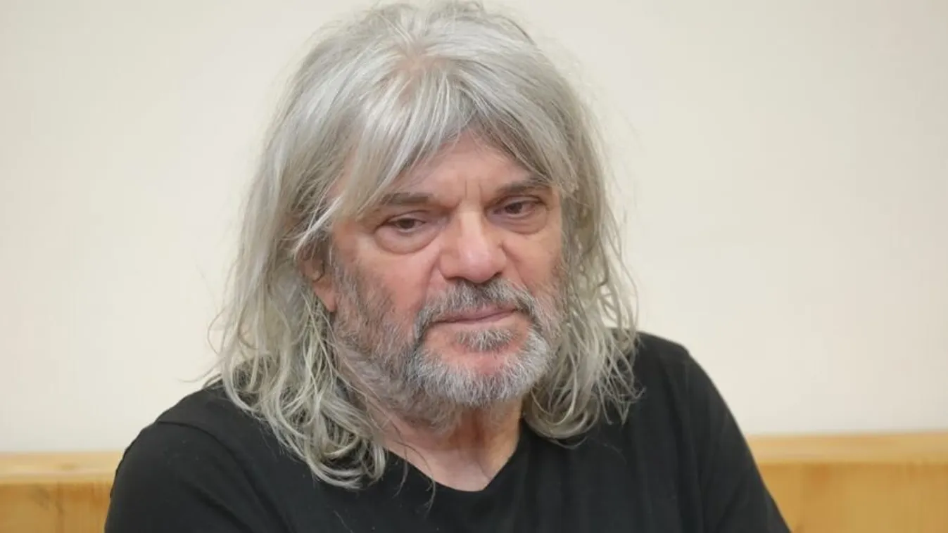 Ezúttal Hobót lehet lemezteleníteni