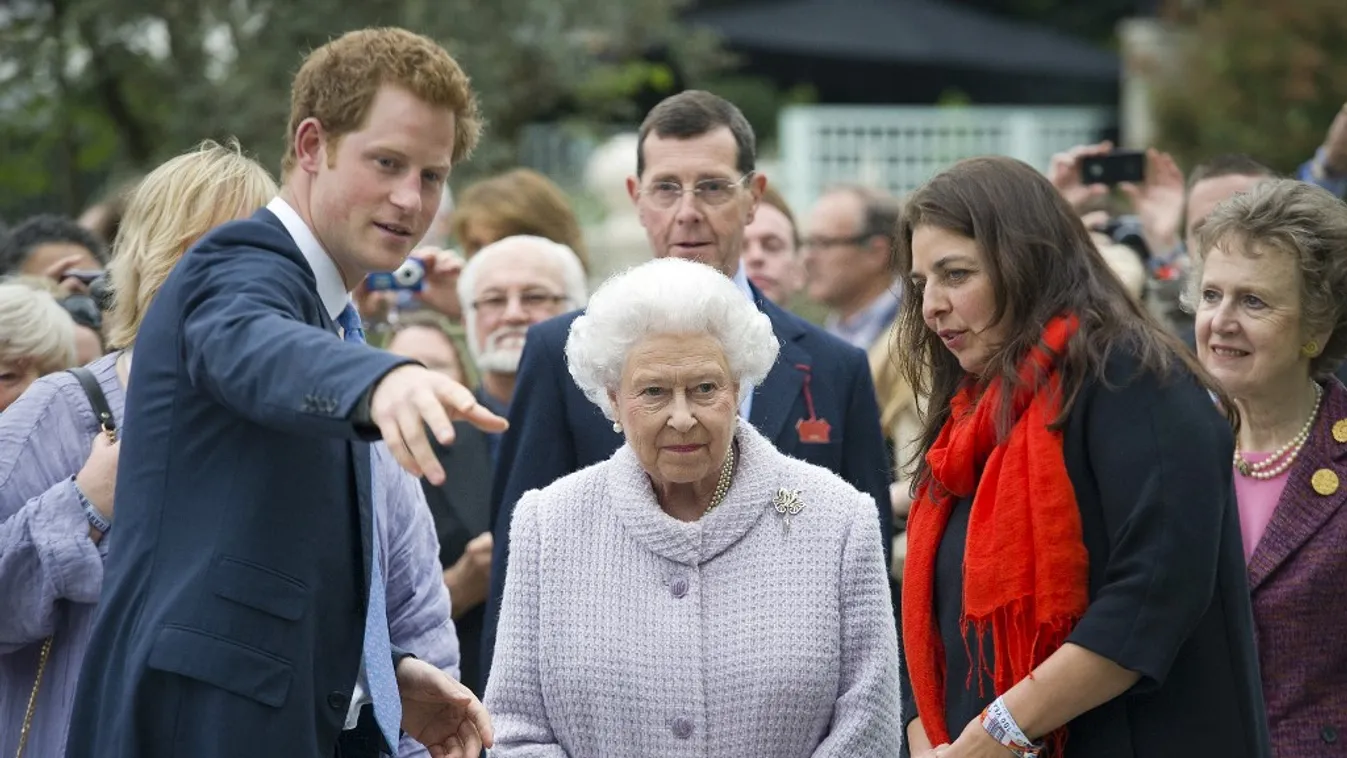 Ezt suttogta a már elhunyt Erzsébet királynő fülébe Harry