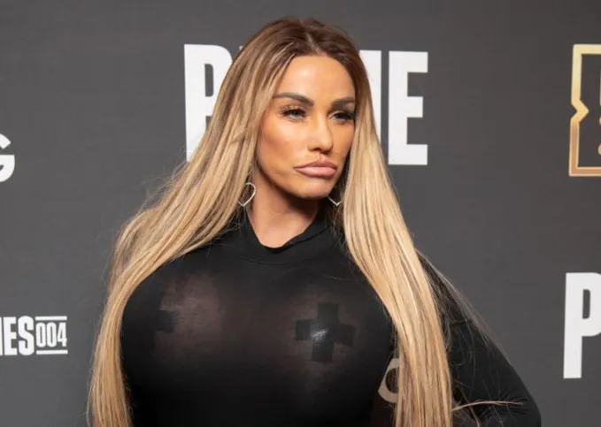 KSI vs FaZe Temperrr MF Cruiserweight Title Fight - Arrivals