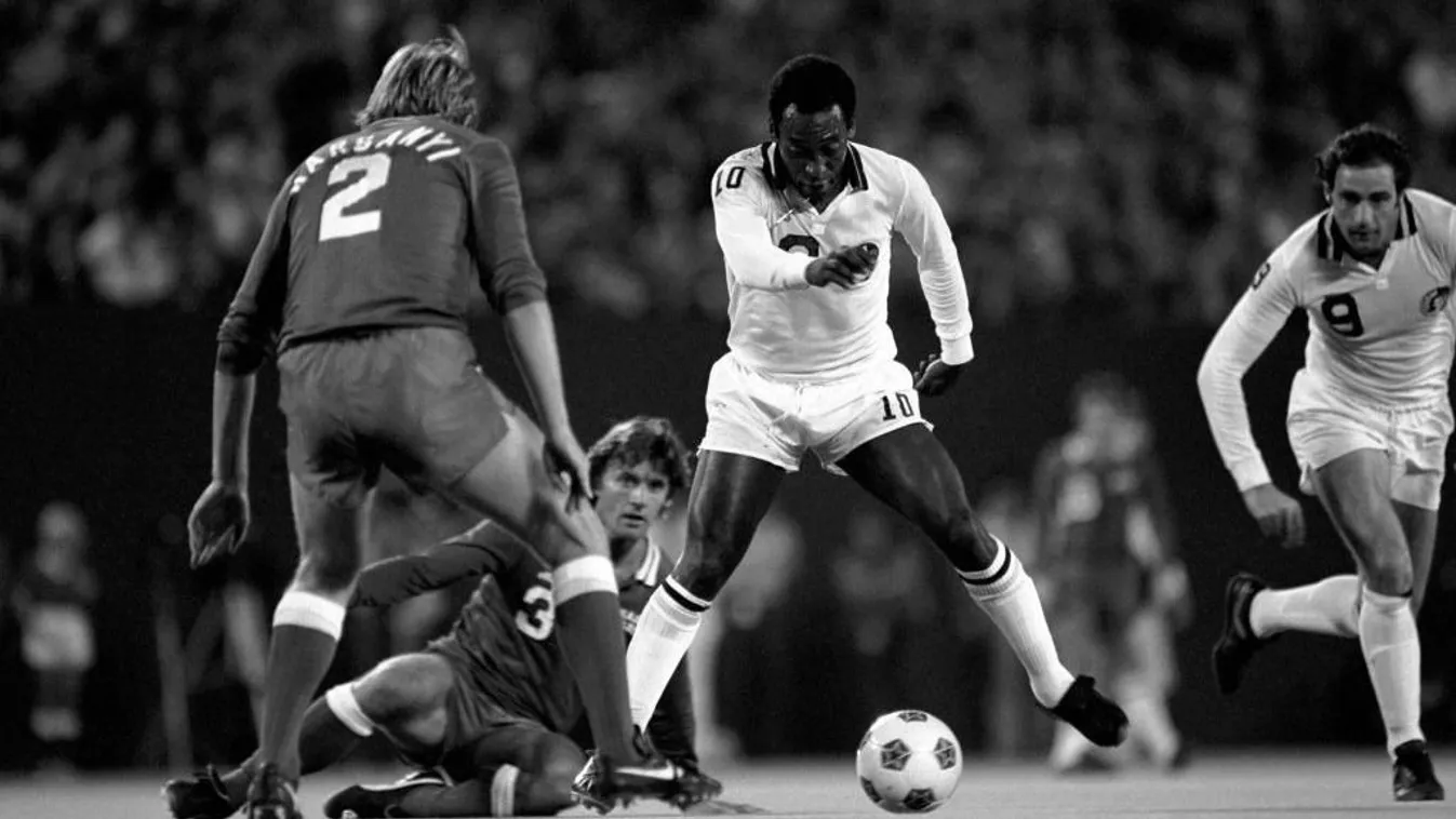 Ezzel a magyar focistával bulizott Pelé