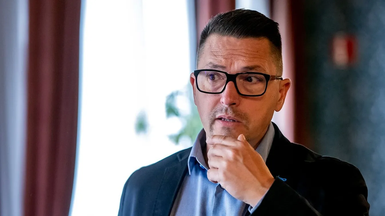 Nemzetközi elismerésekben részesült Ákos kisfilmje