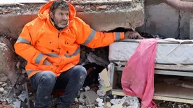 Törökországi földrengés: megszólalt az édesapa, aki a romok alá szorult halott lánya kezét szorongatta