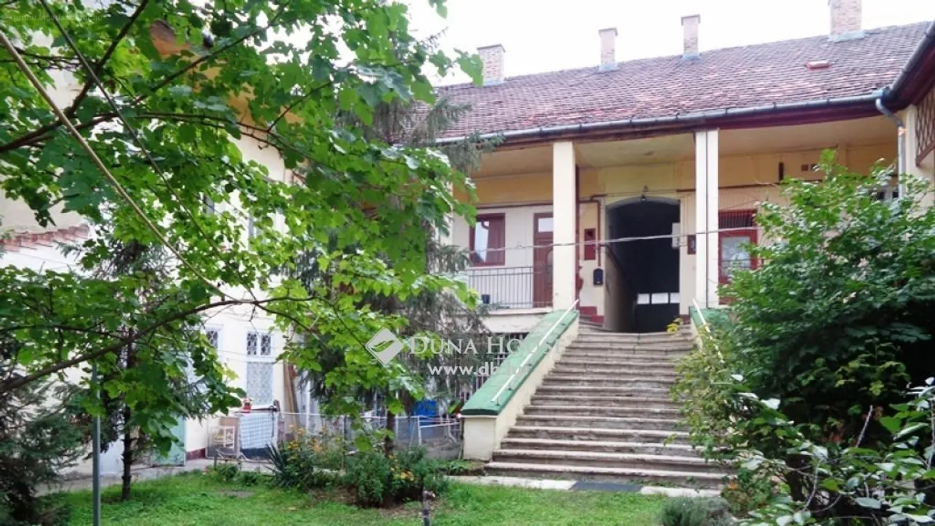 Íme egy olcsó újpesti lakás kertészkedni vágyók számára!